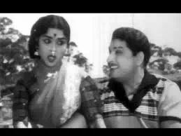 Akkam Pakkam