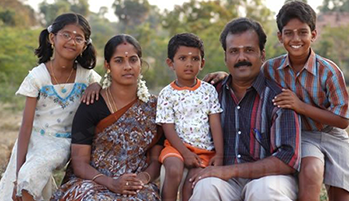 Anbaale Azhagagum Veedu