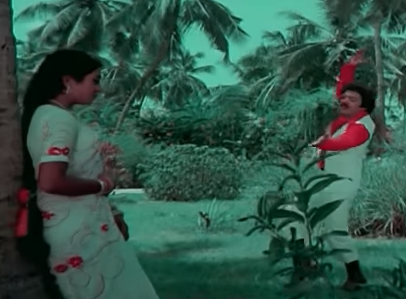 En Idhayarani Thegam