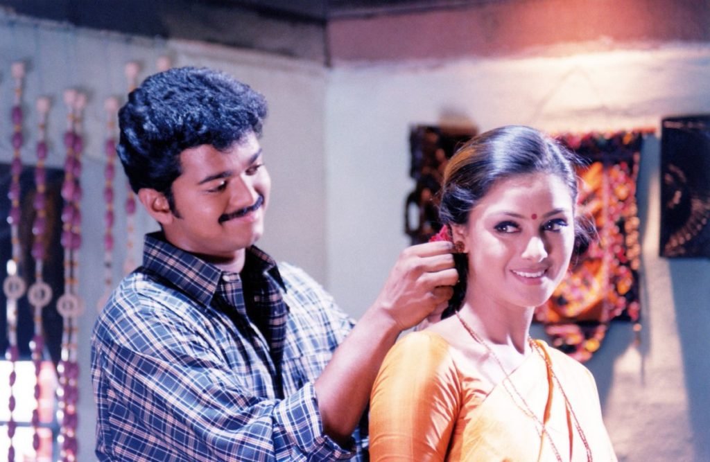Innisai Paadivarum