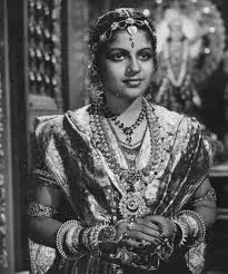 Maraindha Koondilirundhu Vidudhalai