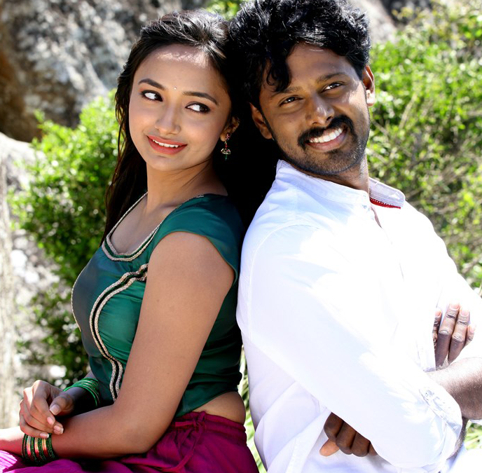 Nee Paadhi