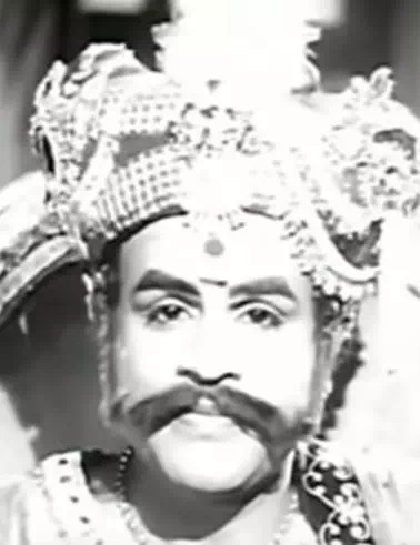 Saanthu Pottu Thala Thalanga
