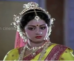 Un Azhagai Vadippatharku